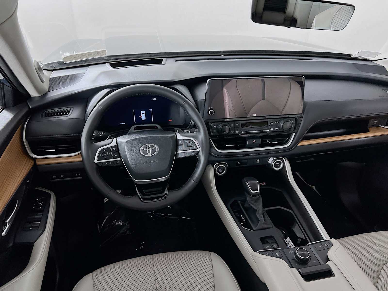 2024 Toyota Grand Highlander Platinum - Photo 23