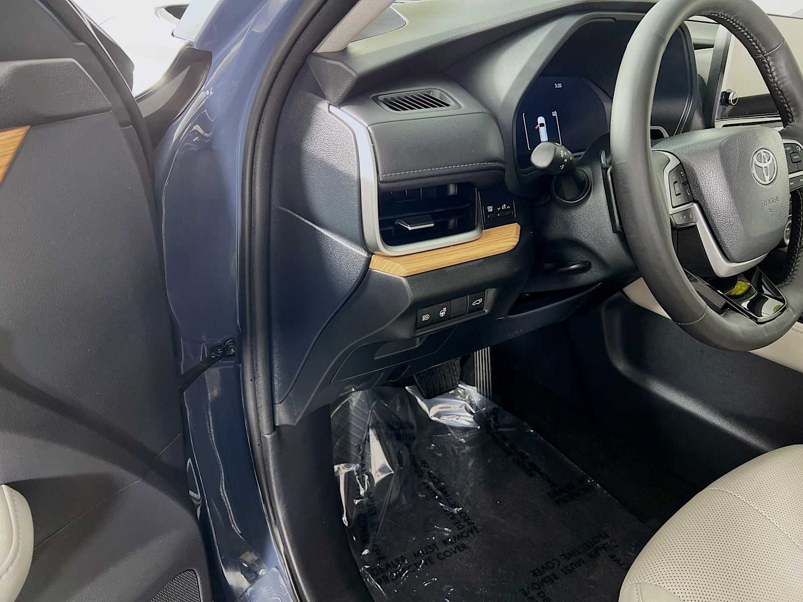 2024 Toyota Grand Highlander Platinum - Photo 10