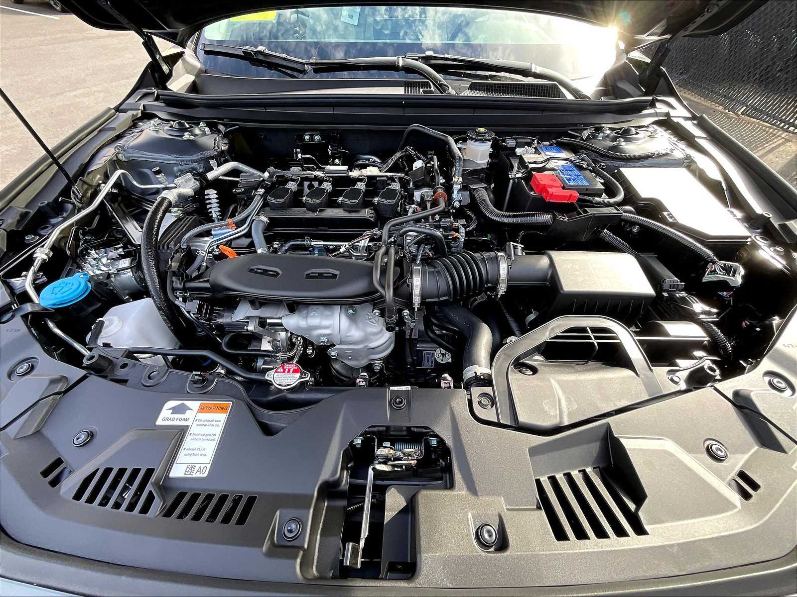 2025 Honda Accord LX - Photo 16