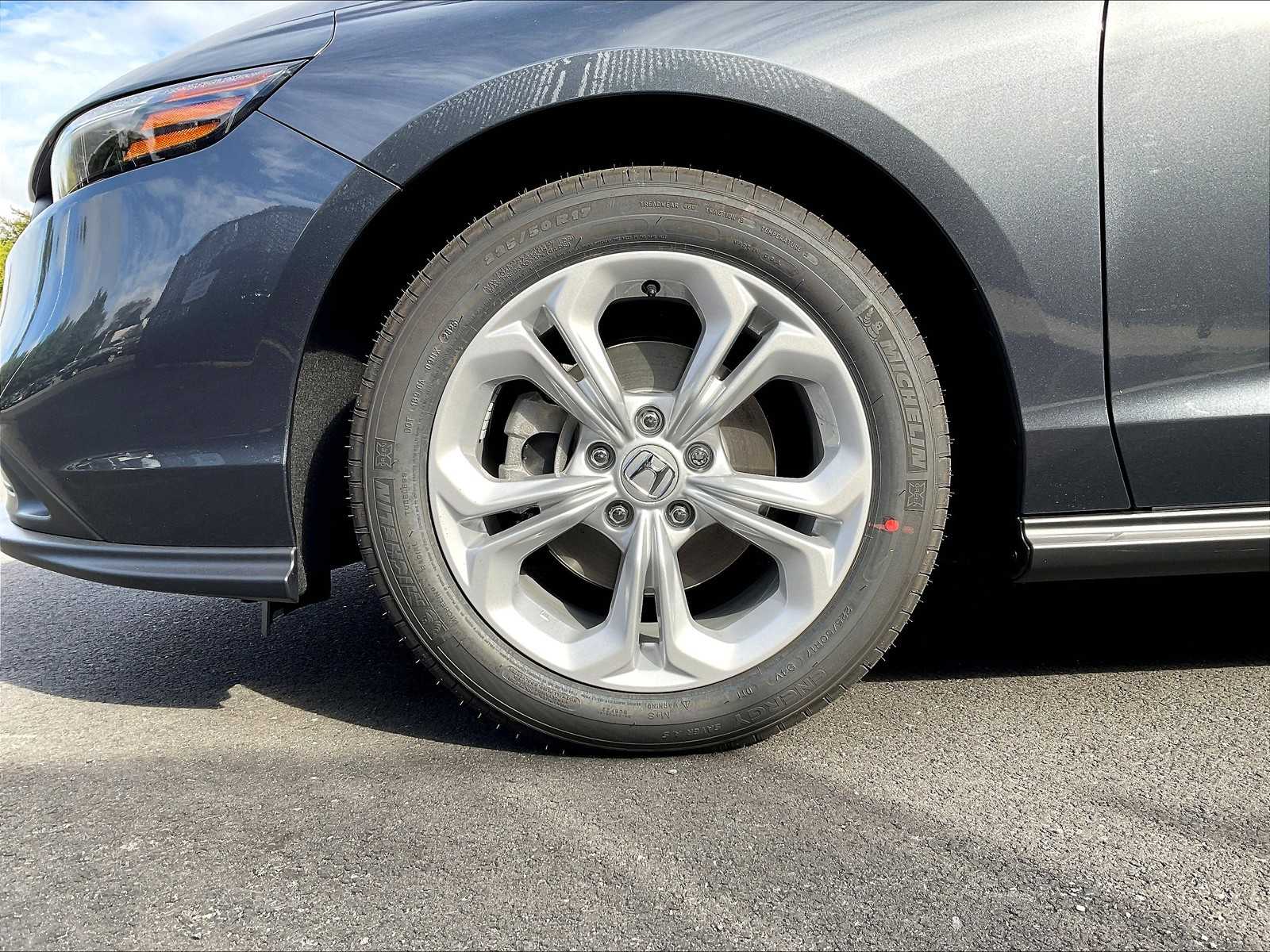 2025 Honda Accord LX - Photo 8