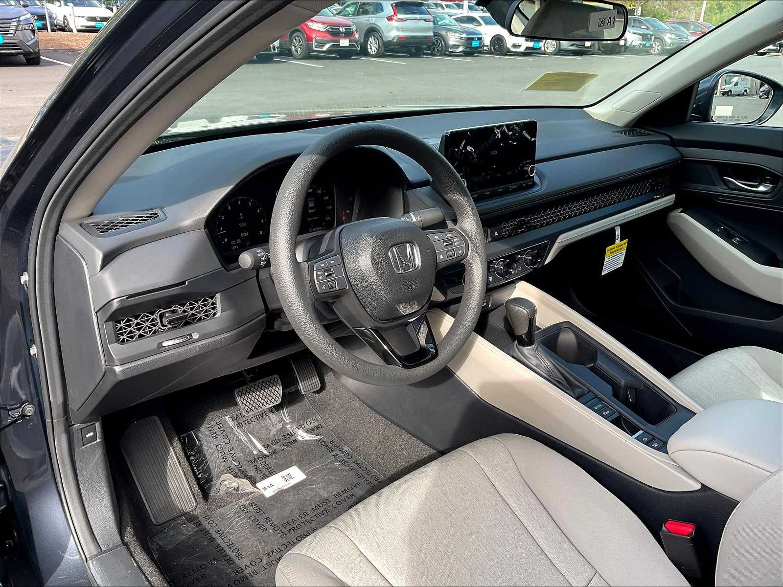 2025 Honda Accord LX - Photo 9