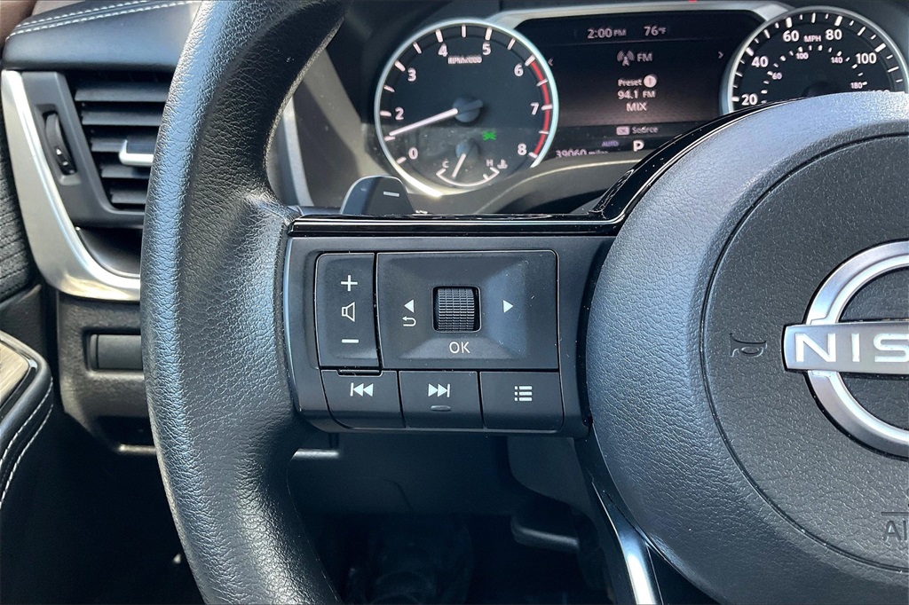 2023 Nissan Rogue SV - Photo 21
