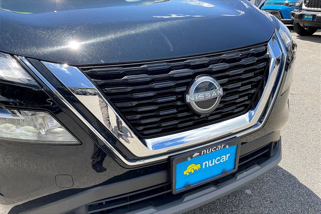 2023 Nissan Rogue SV - Photo 29