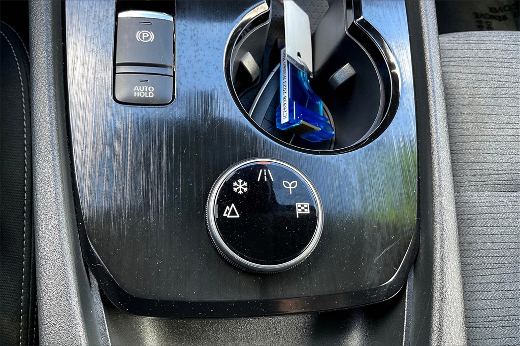 2023 Nissan Rogue SV - Photo 33