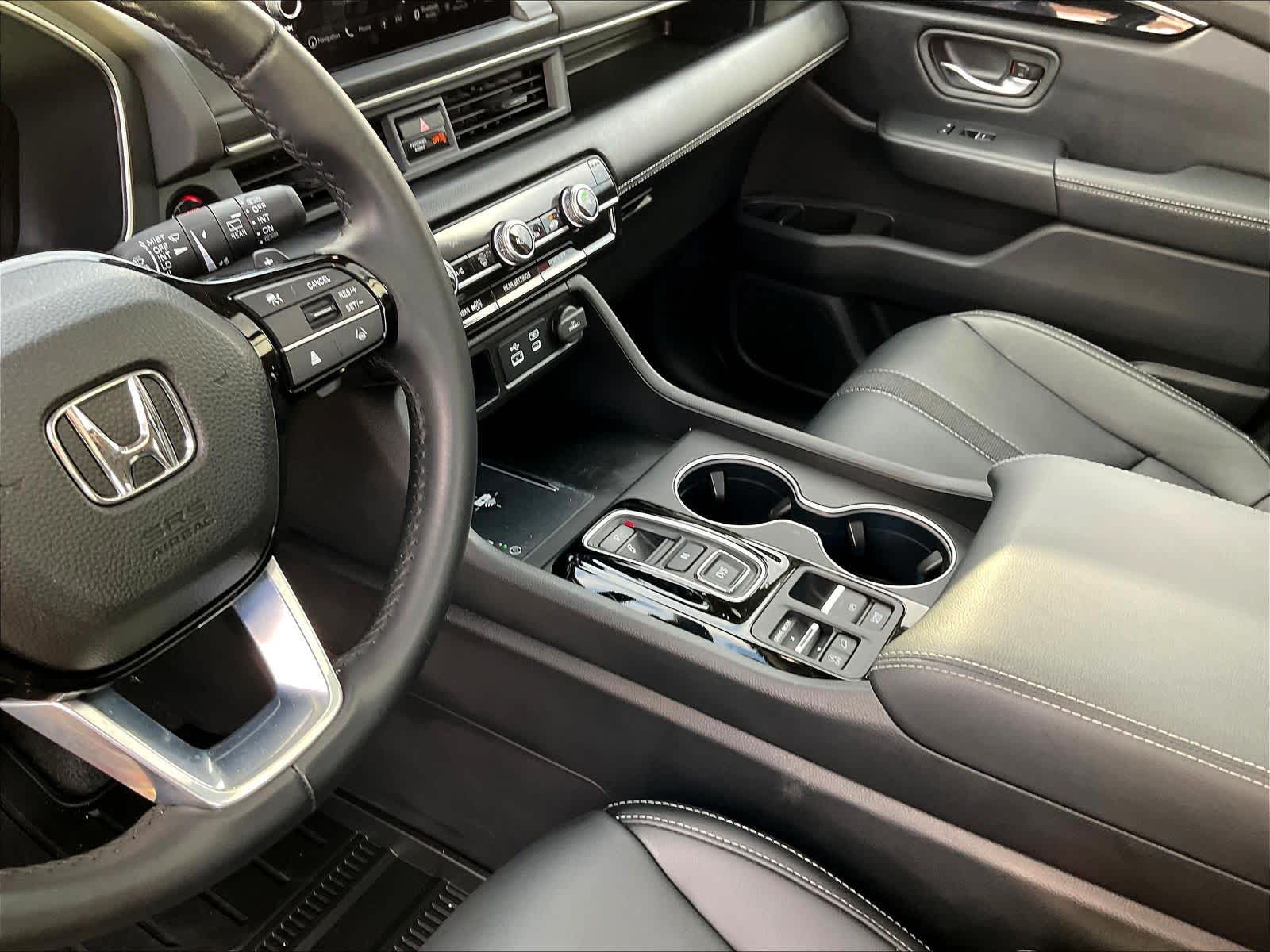 2024 Honda Pilot Touring - Photo 35
