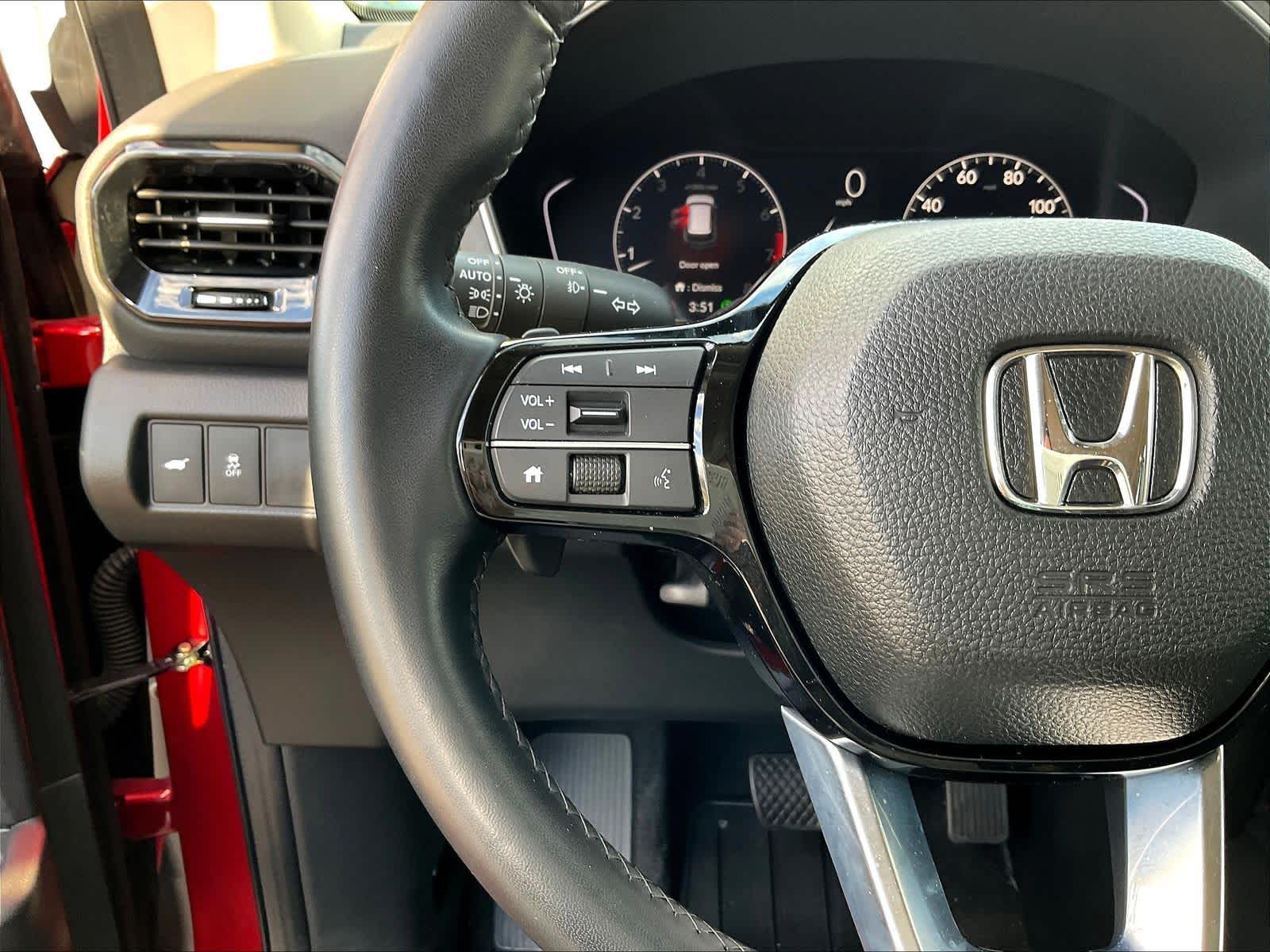 2024 Honda Pilot Touring - Photo 38