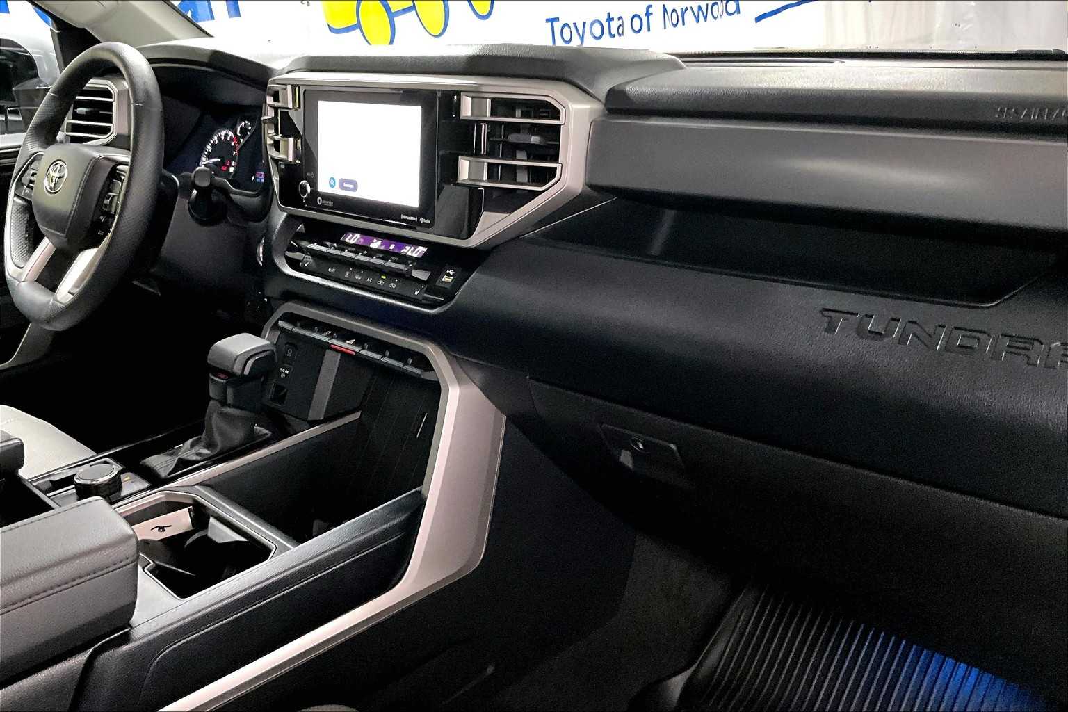 2024 Toyota Tundra SR5 - Photo 14