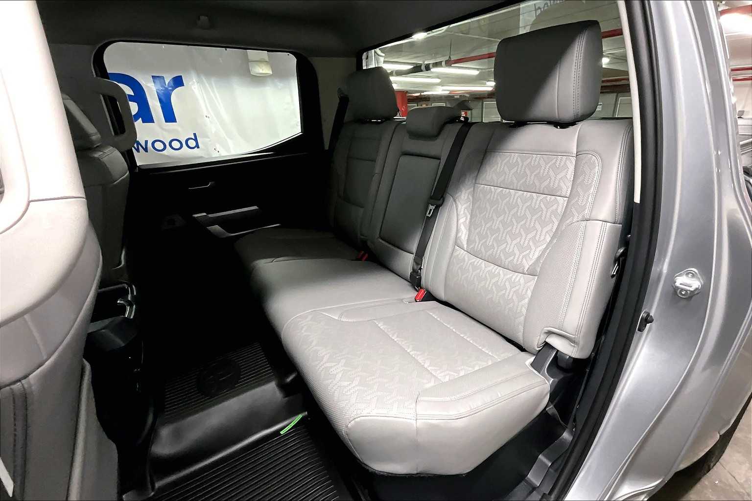 2024 Toyota Tundra SR5 - Photo 15