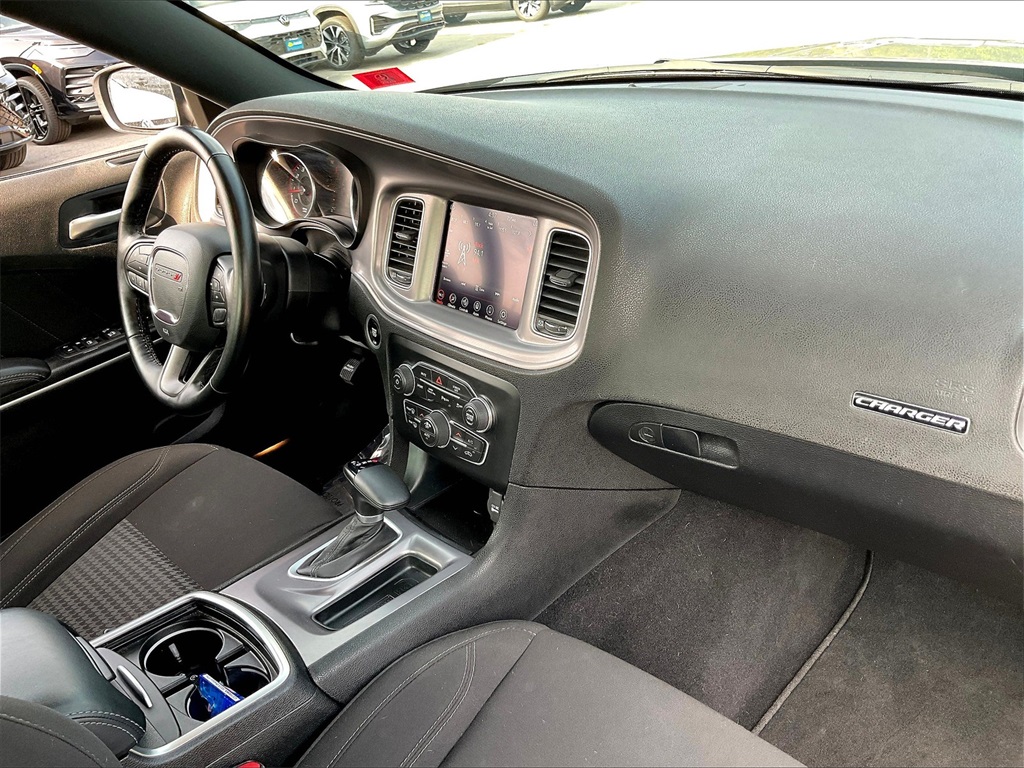 2023 Dodge Charger SXT - Photo 13