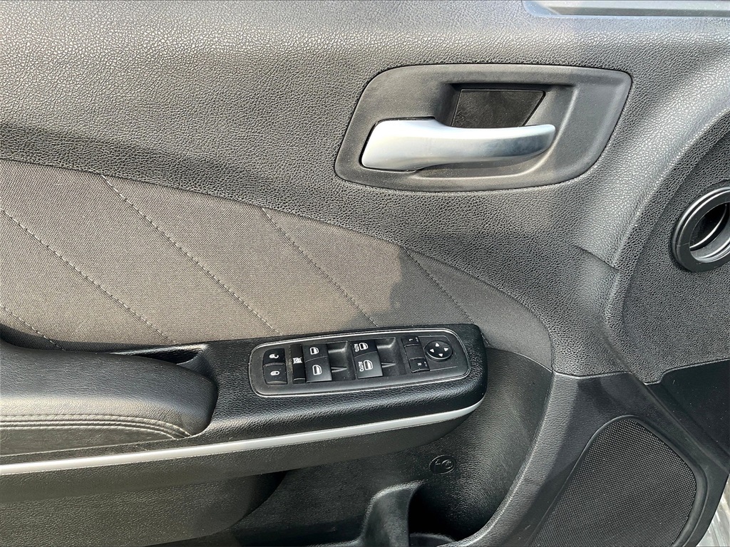 2023 Dodge Charger SXT - Photo 34