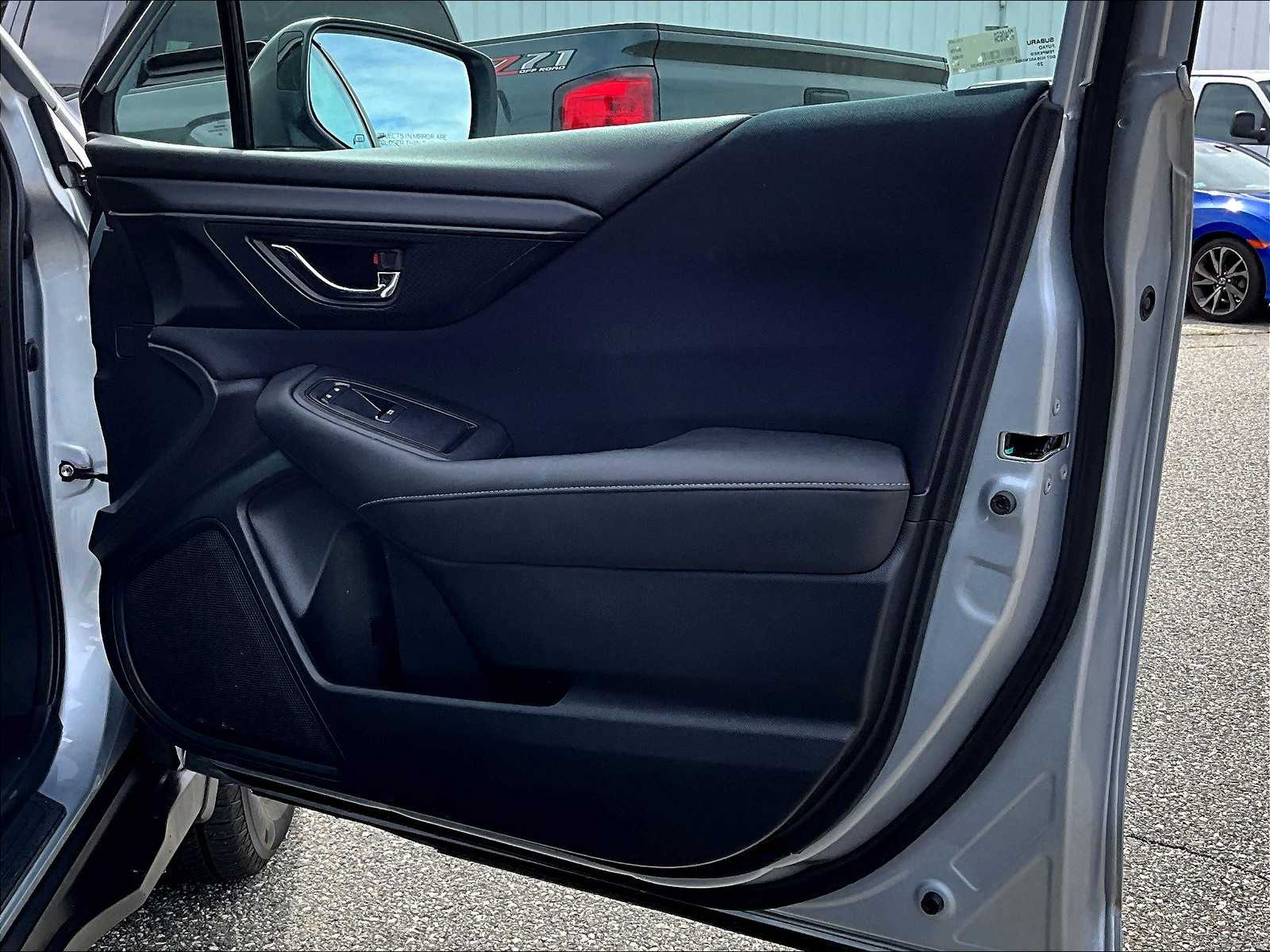 2021 Subaru Outback Premium - Photo 12