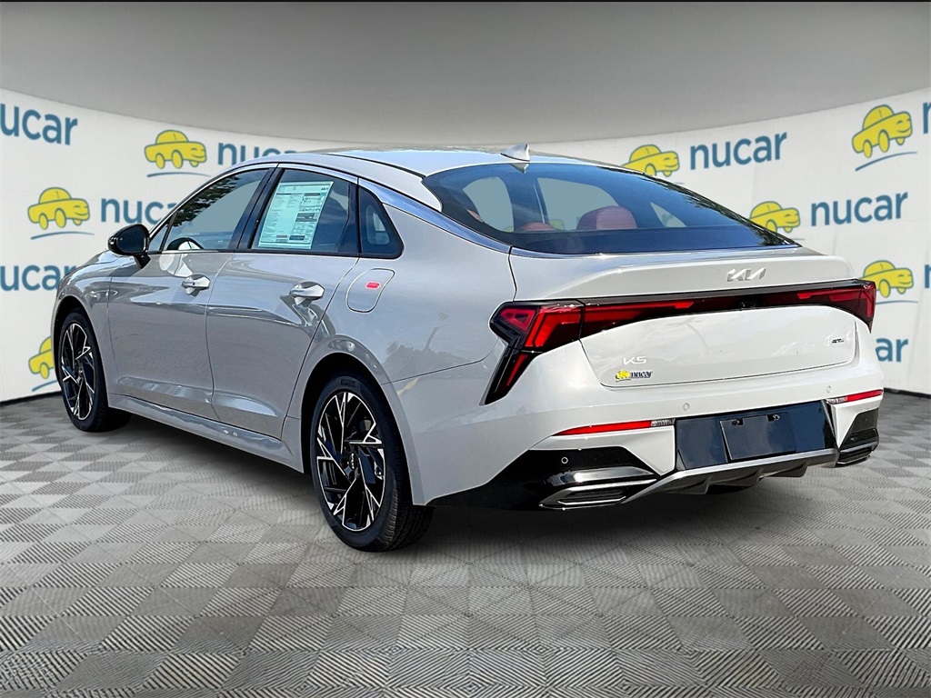 2026 Kia K5 GT-Line - Photo 5