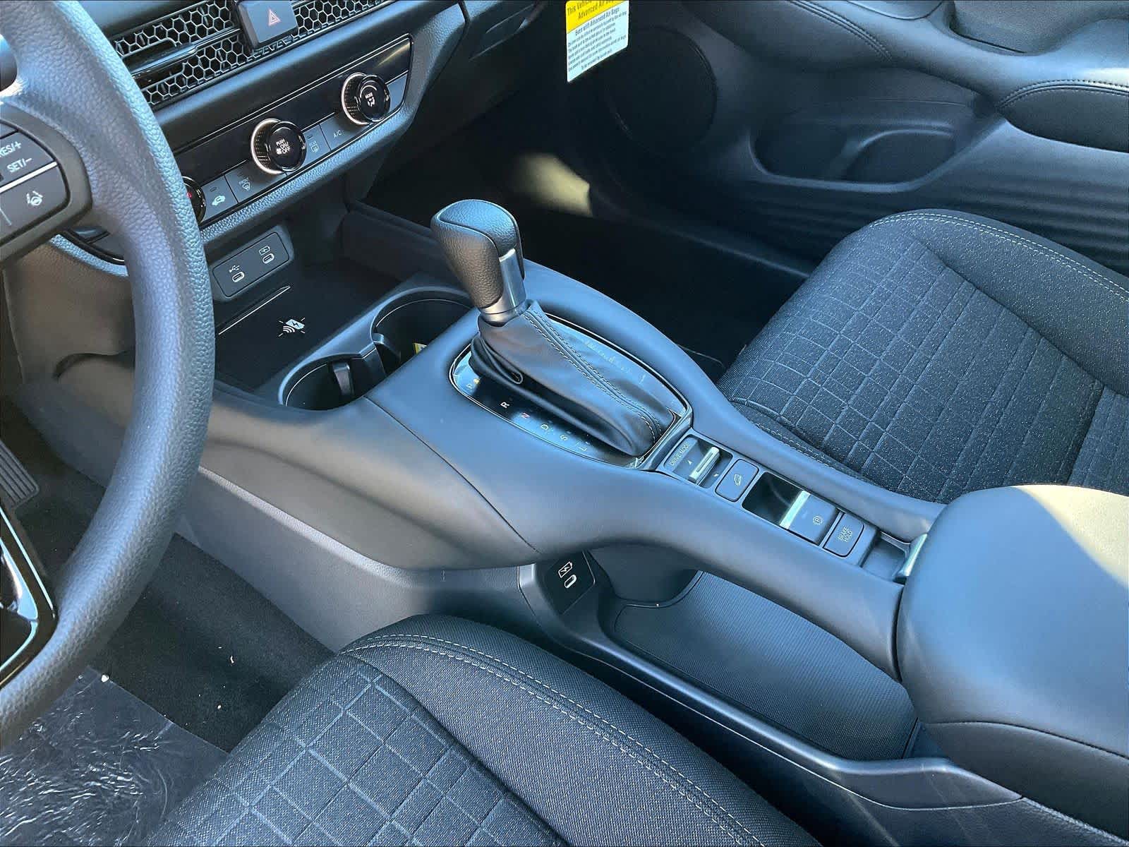 2026 Honda HR-V LX - Photo 14