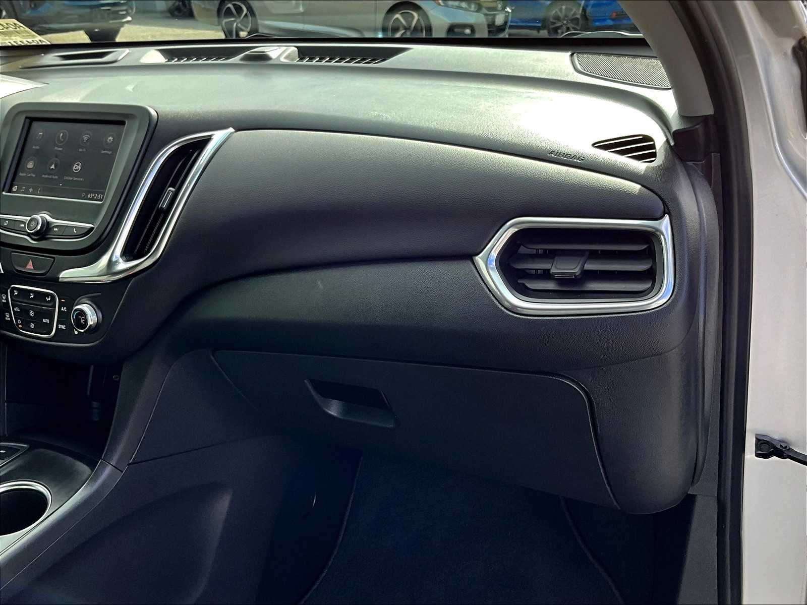 2021 Chevrolet Equinox LT - Photo 13