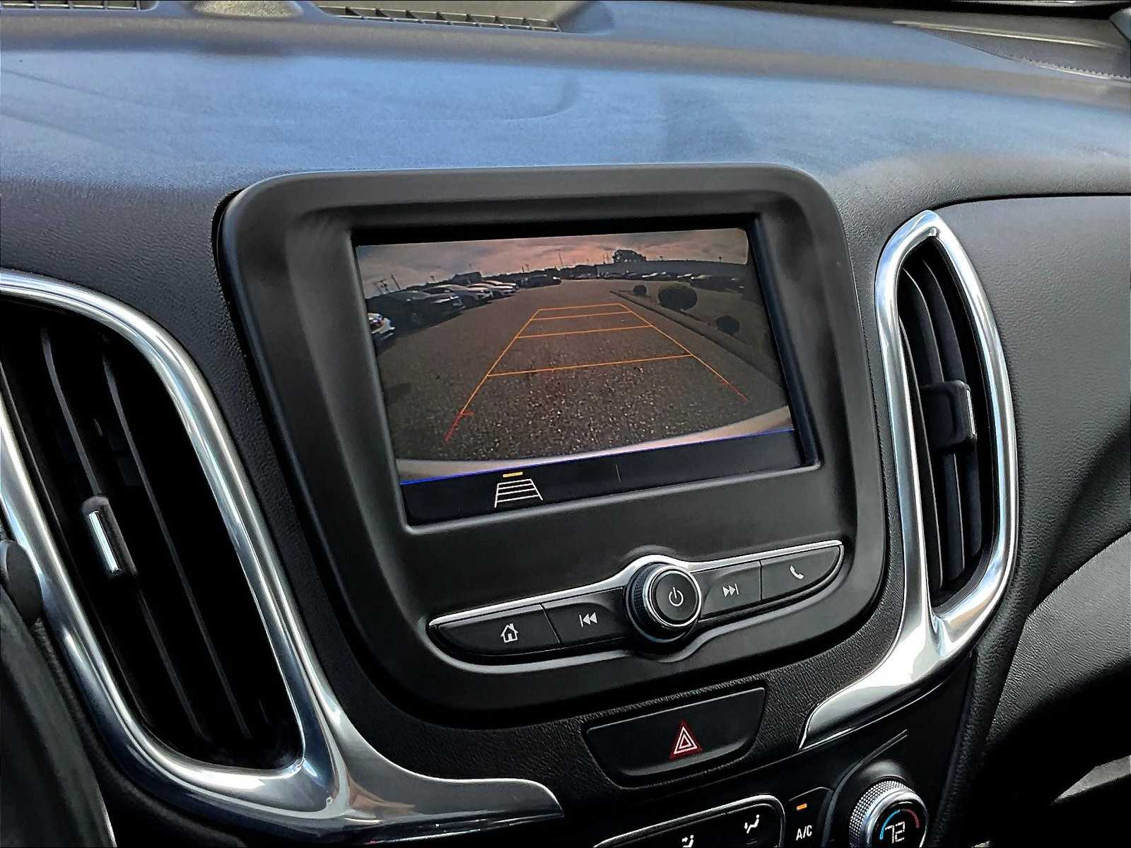 2021 Chevrolet Equinox LT - Photo 19