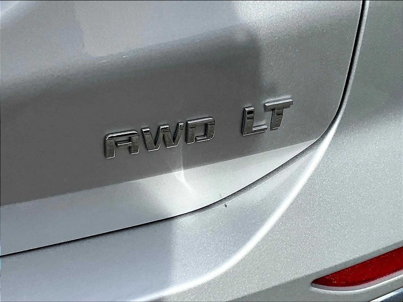 2021 Chevrolet Equinox LT - Photo 27