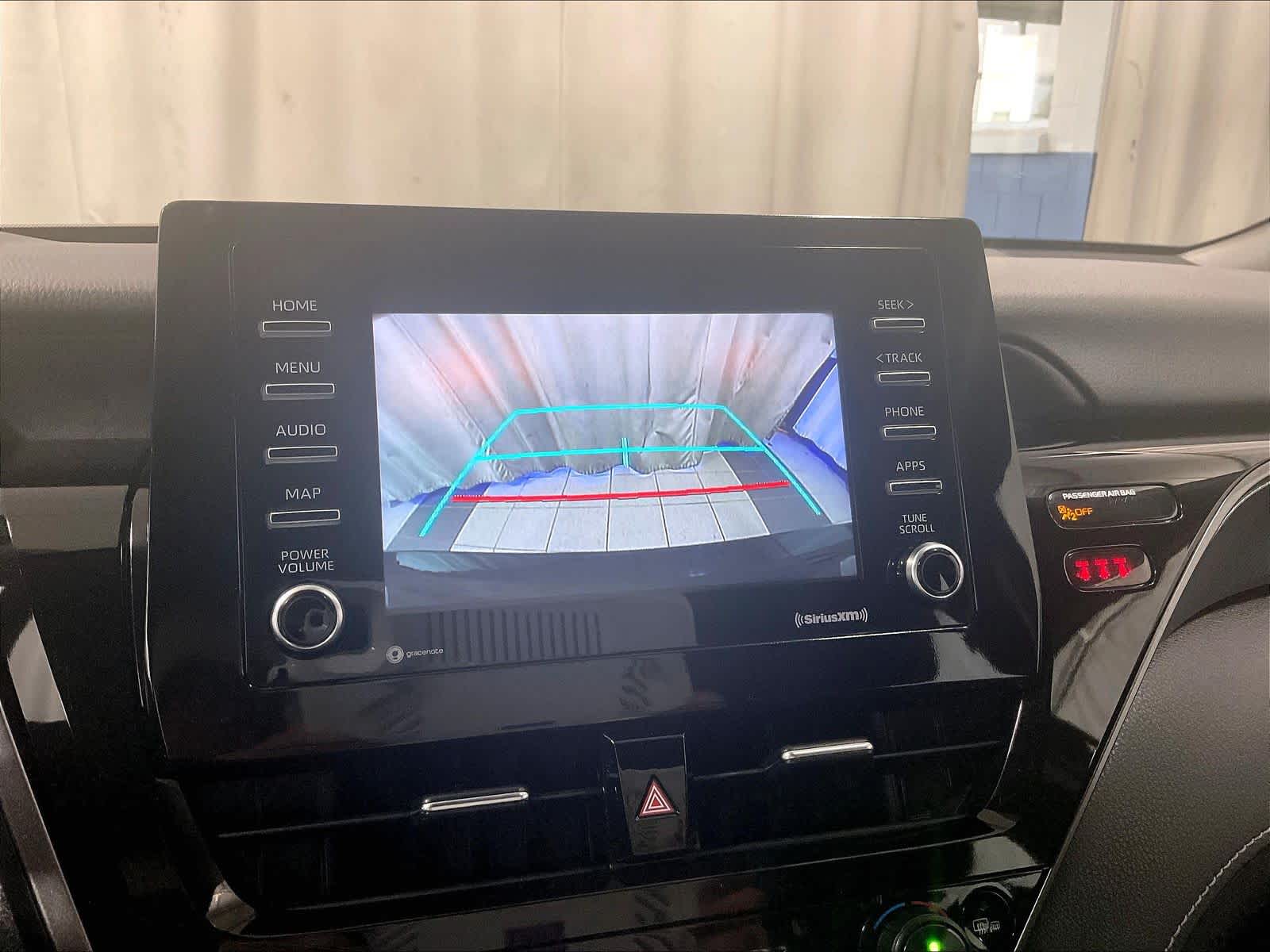 2023 Toyota Camry SE - Photo 19