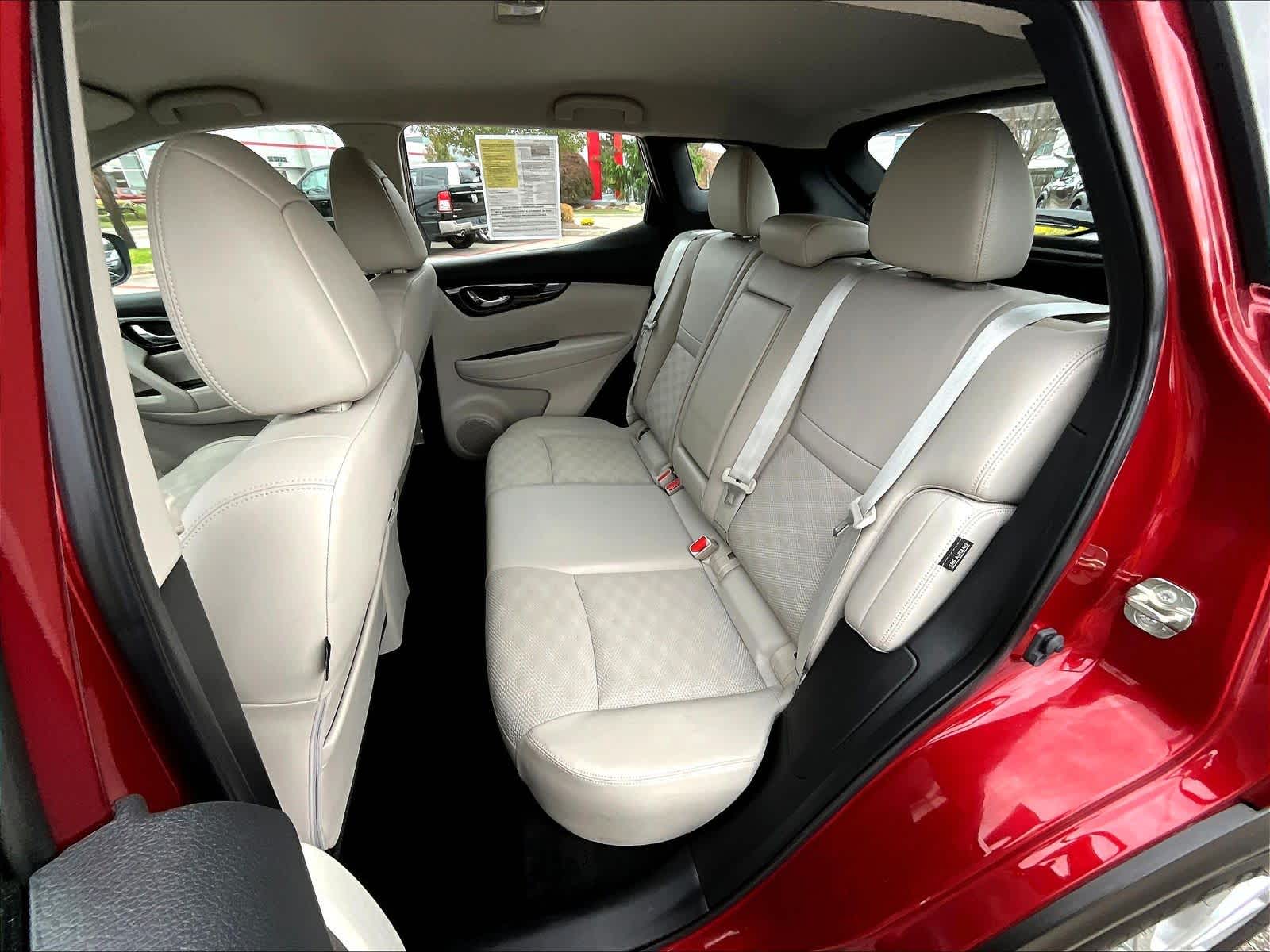 2022 Nissan Rogue Sport SV - Photo 15