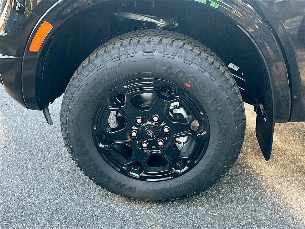 2025 Ford Ranger XLT - Photo 12