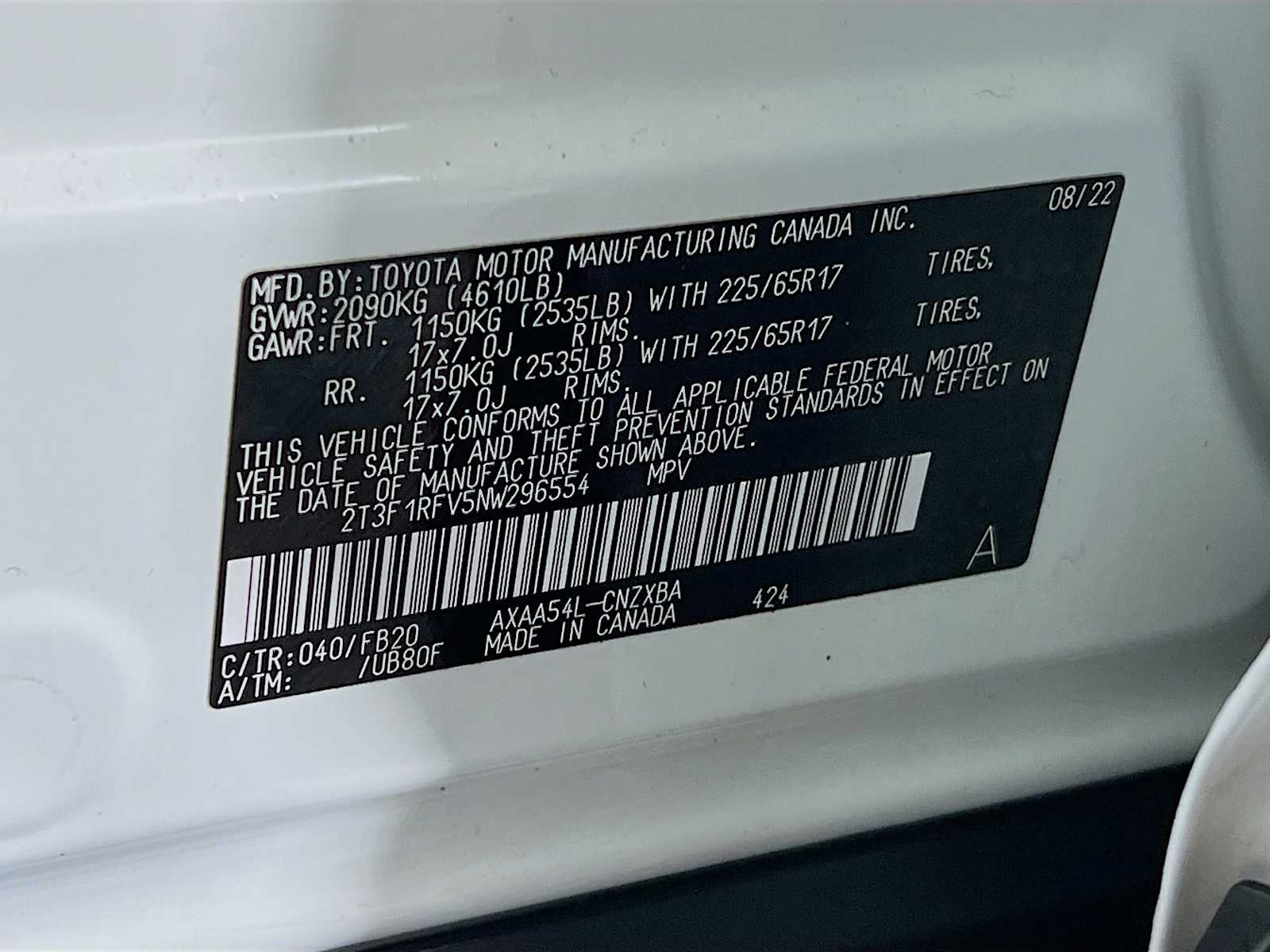 2022 Toyota RAV4 LE - Photo 30