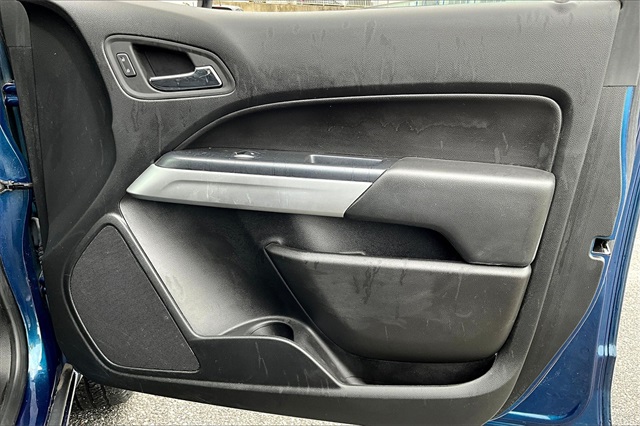 2019 Chevrolet Colorado LT - Photo 12