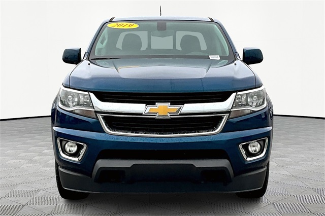 2019 Chevrolet Colorado LT - Photo 2