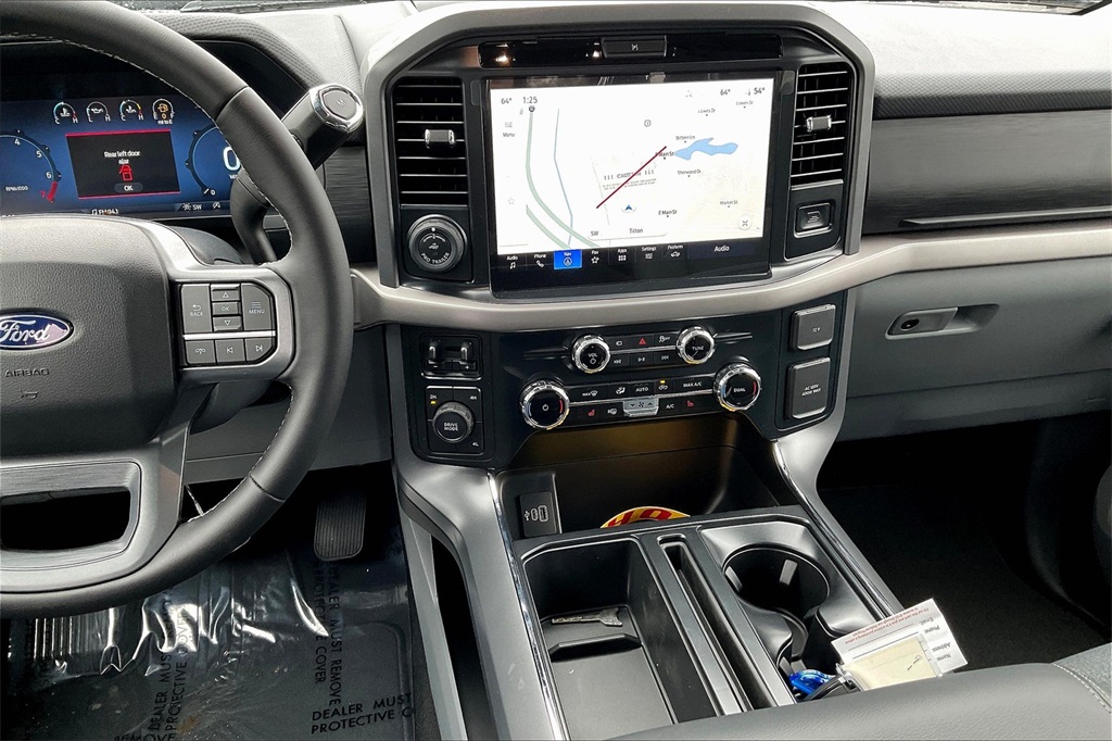 2025 Ford F-150 XLT - Photo 13