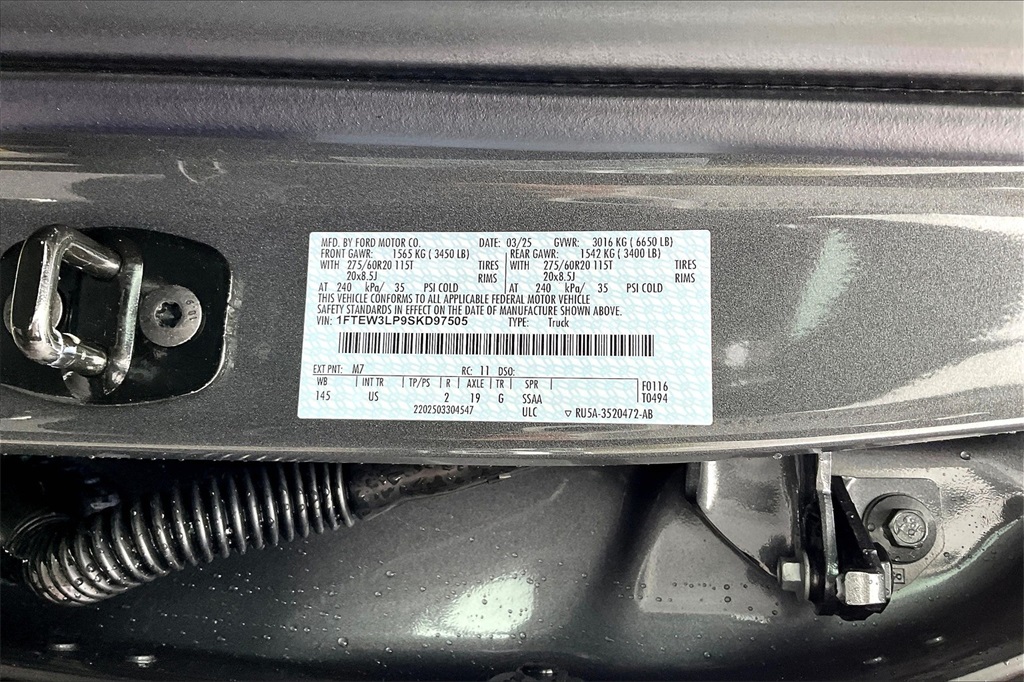2025 Ford F-150 XLT - Photo 16
