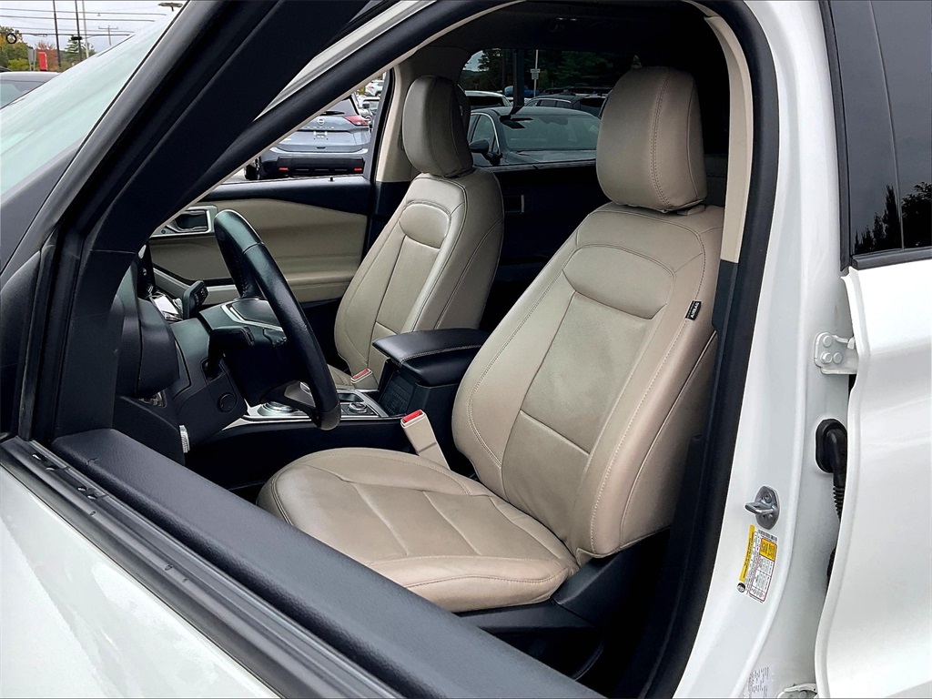 2022 Ford Explorer Limited - Photo 9