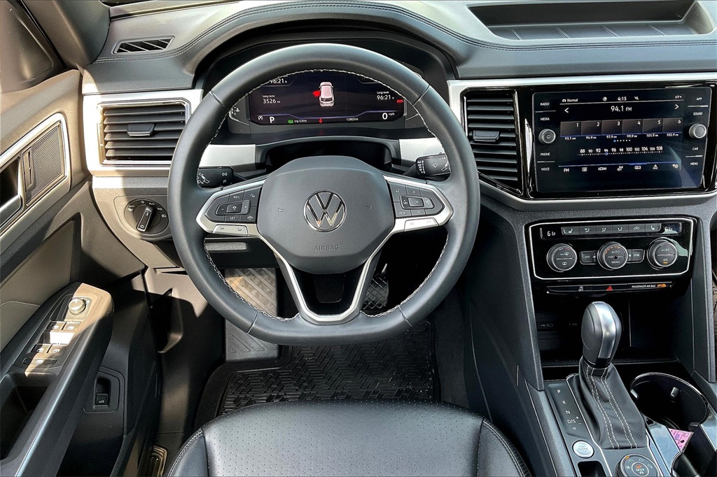 2022 Volkswagen Atlas Cross Sport 3.6L V6 SE w/Technology - Photo 16