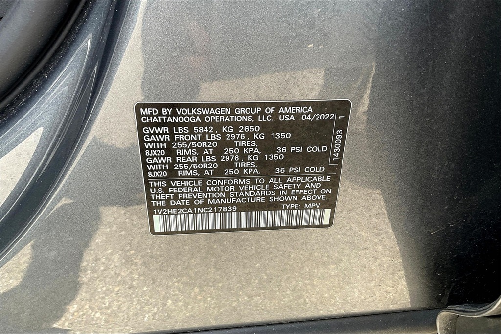 2022 Volkswagen Atlas Cross Sport 3.6L V6 SE w/Technology - Photo 31