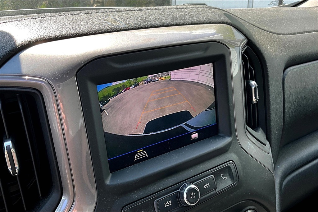 2022 Chevrolet Silverado 1500 CrewCab Custom - Photo 19