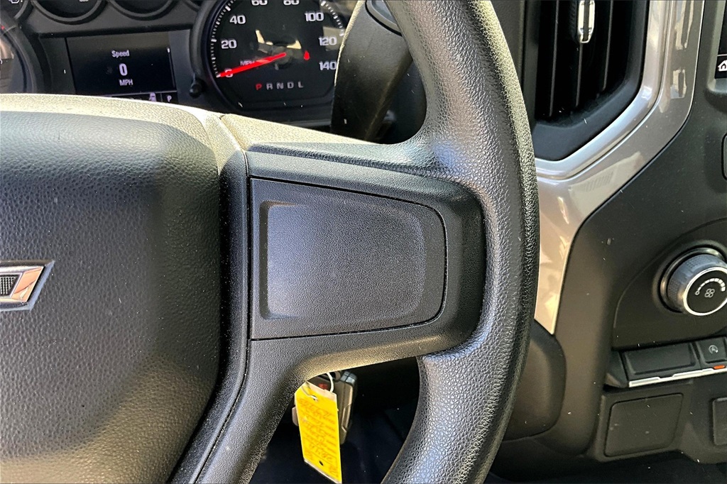 2022 Chevrolet Silverado 1500 CrewCab Custom - Photo 23
