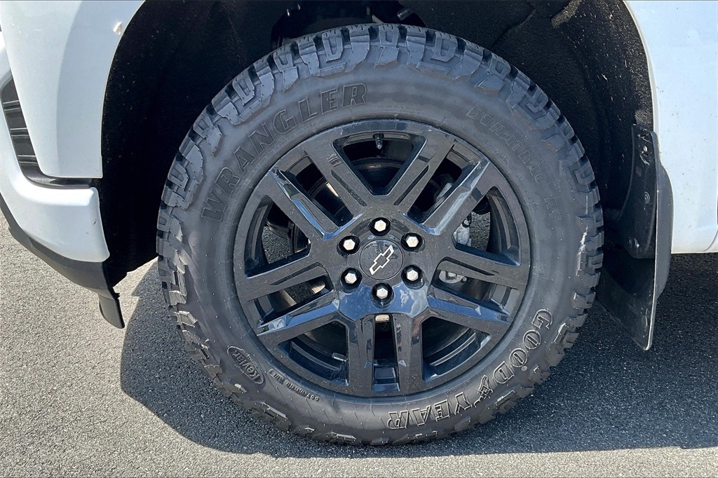 2022 Chevrolet Silverado 1500 CrewCab Custom - Photo 7