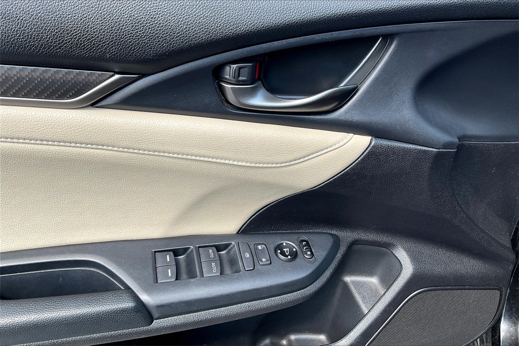 2017 Honda Civic Sport Touring - Photo 37