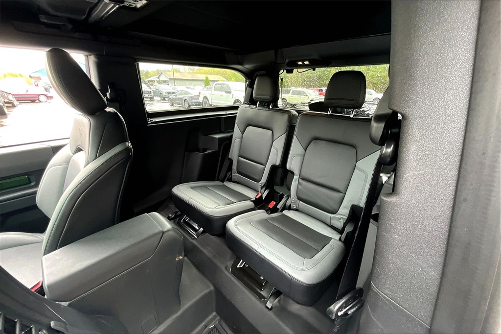 2024 Ford Bronco Black Diamond - Photo 12