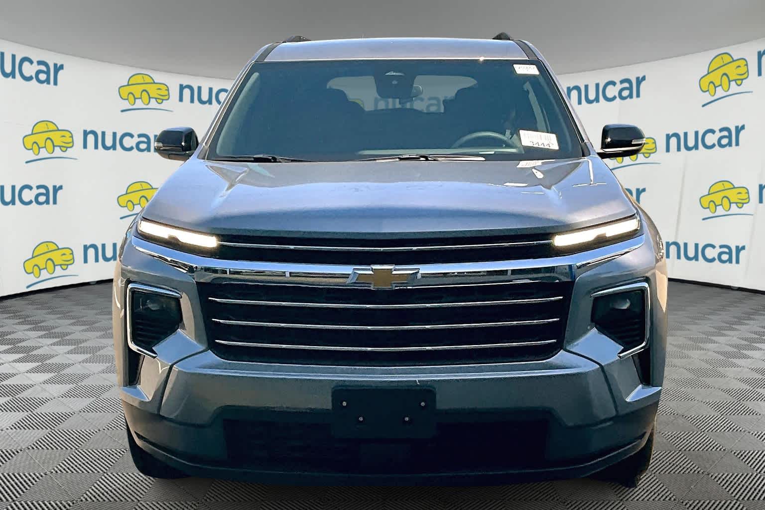 2025 Chevrolet Traverse FWD LT - Photo 3