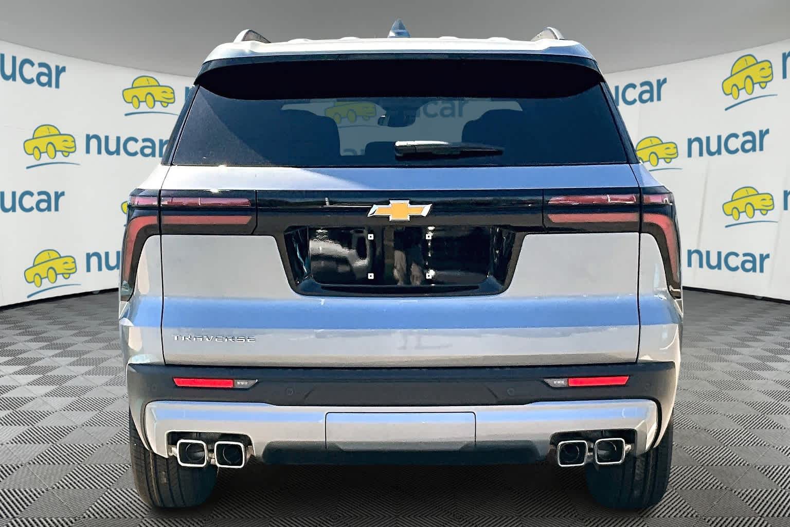 2025 Chevrolet Traverse FWD LT - Photo 6