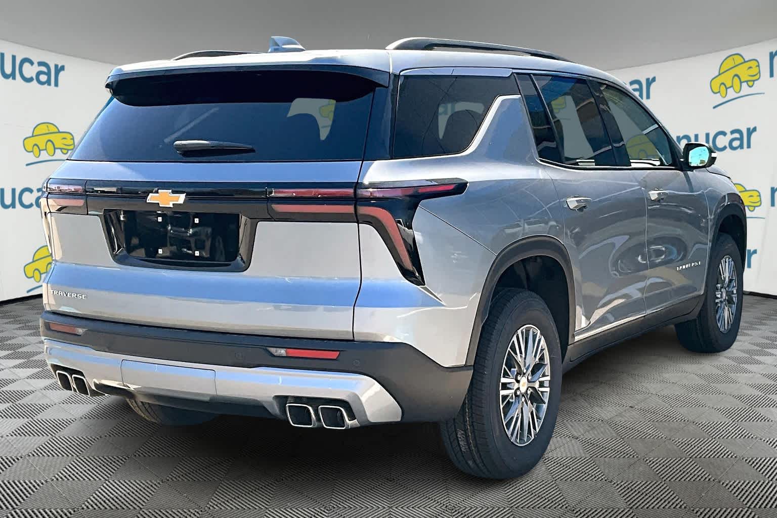 2025 Chevrolet Traverse FWD LT - Photo 7