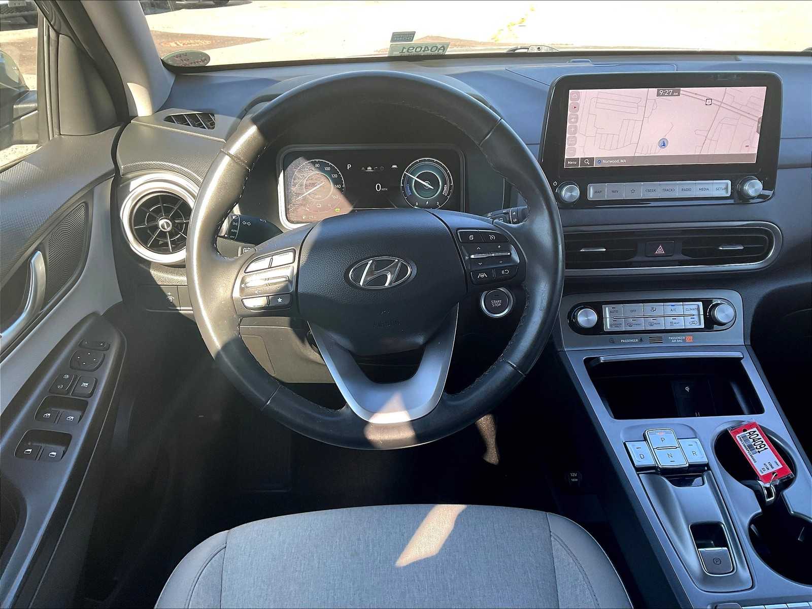 2023 Hyundai Kona Electric SEL - Photo 17