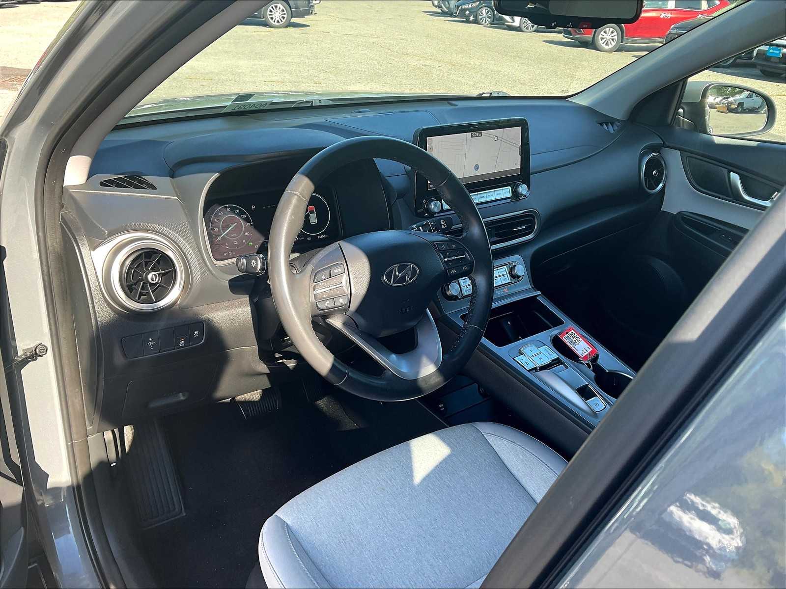 2023 Hyundai Kona Electric SEL - Photo 8