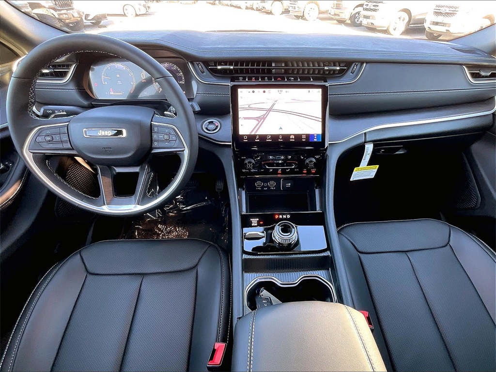 2025 Jeep Grand Cherokee Limited - Photo 12