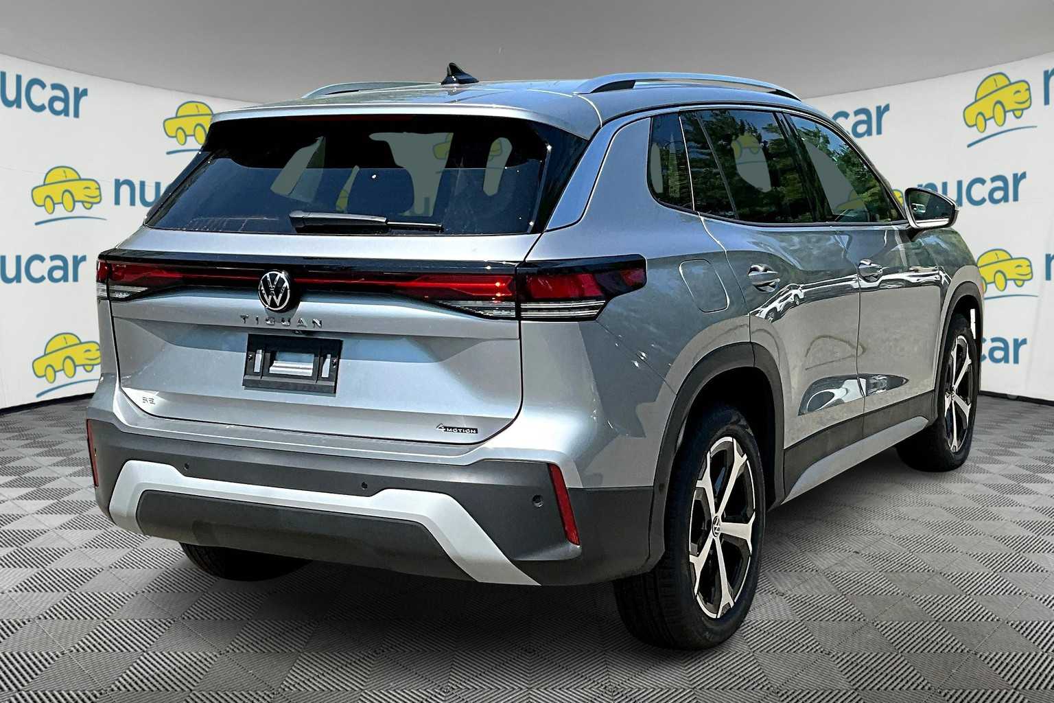 2025 Volkswagen Tiguan SE - Photo 7
