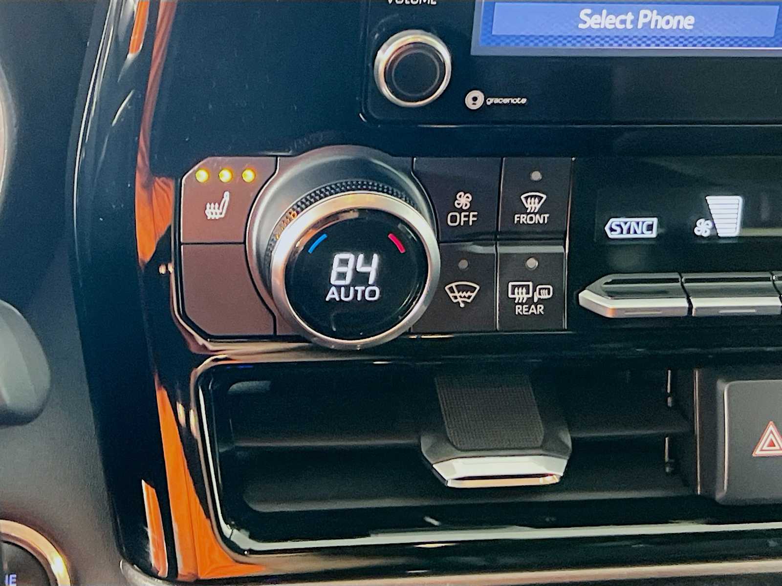 2020 Toyota Highlander XLE - Photo 20