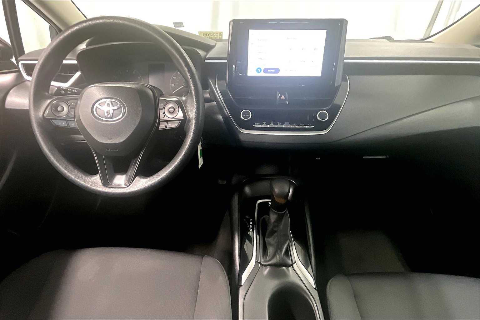 2023 Toyota Corolla LE - Photo 21