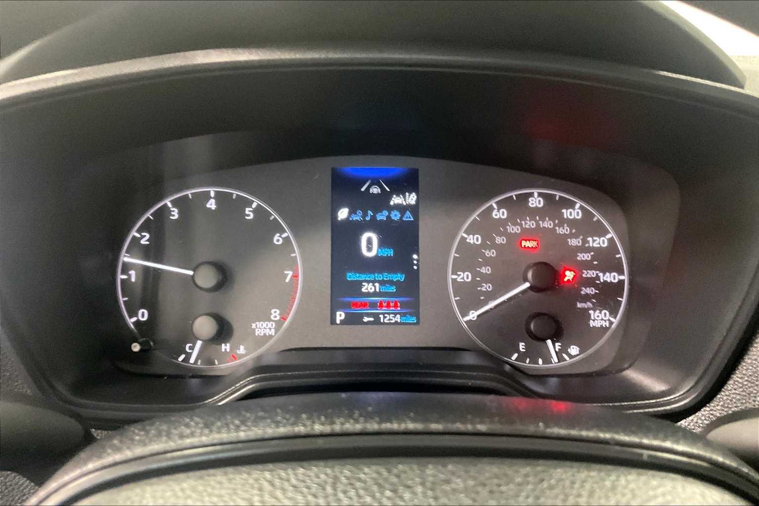 2023 Toyota Corolla LE - Photo 24