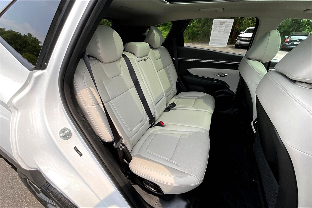 2022 Hyundai Tucson Limited - Photo 19
