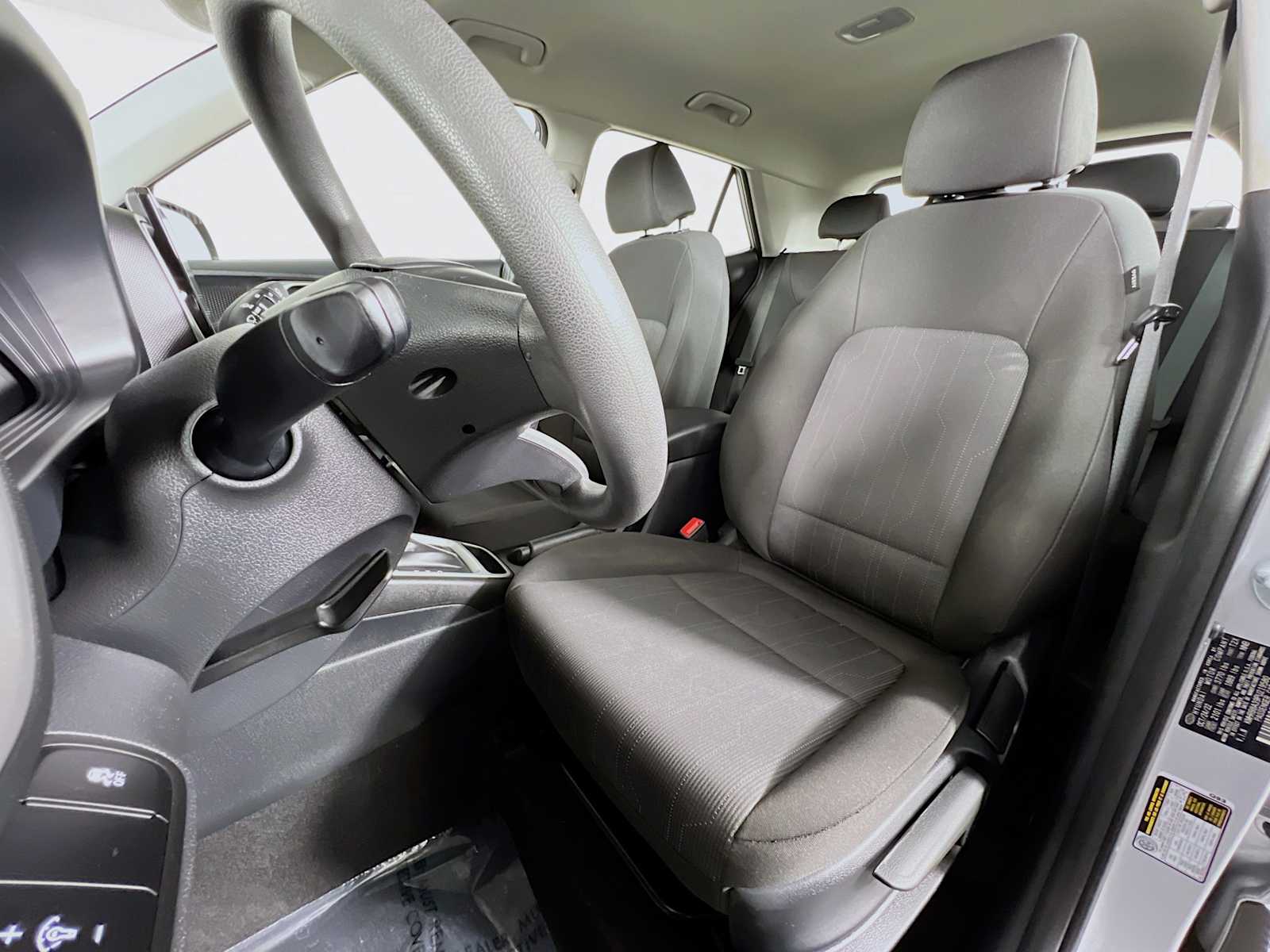 2023 Hyundai Venue SE - Photo 20