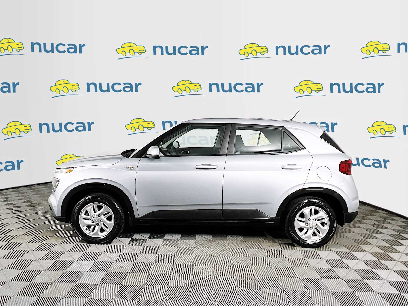 2023 Hyundai Venue SE - Photo 4