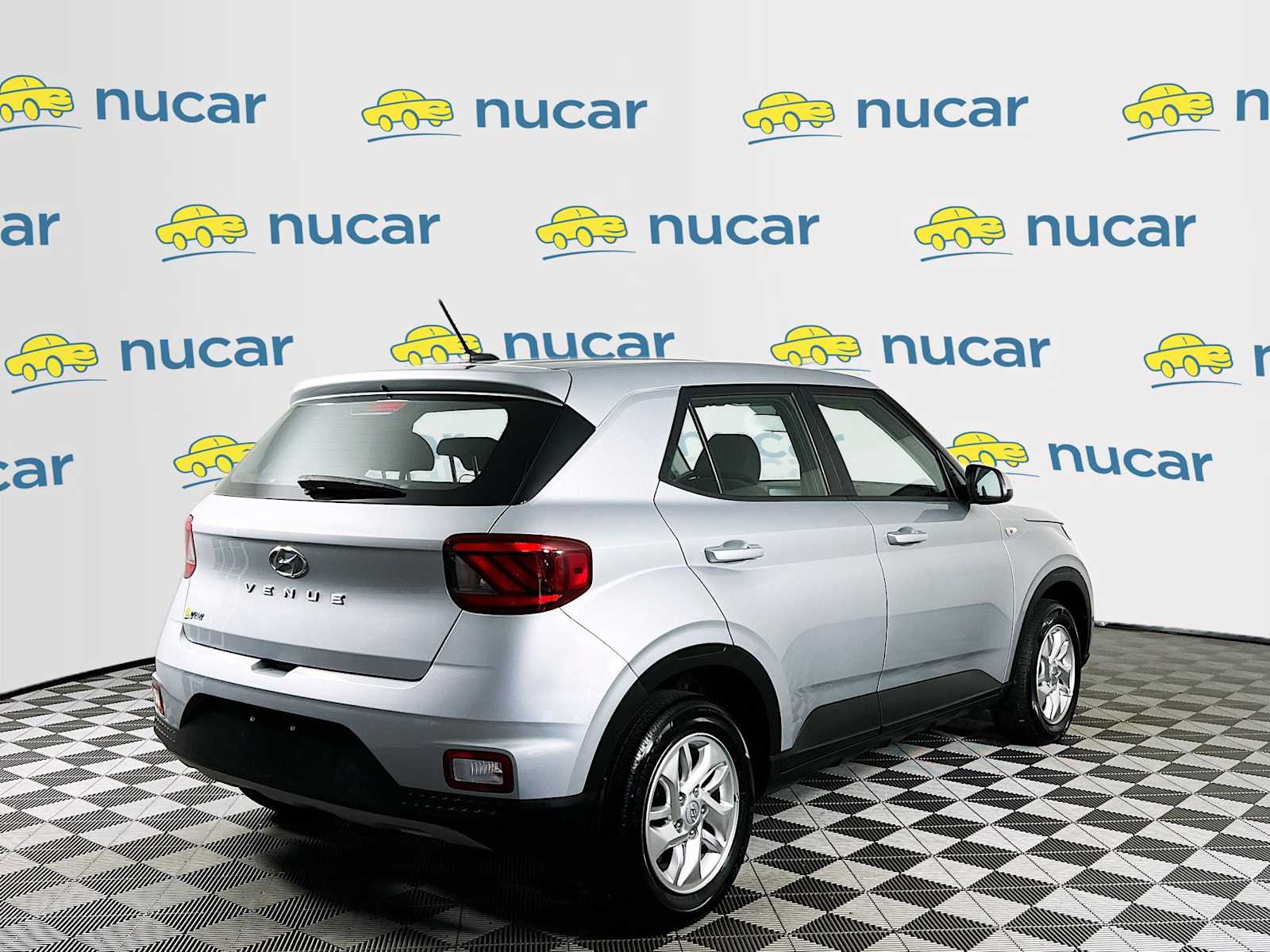 2023 Hyundai Venue SE - Photo 7